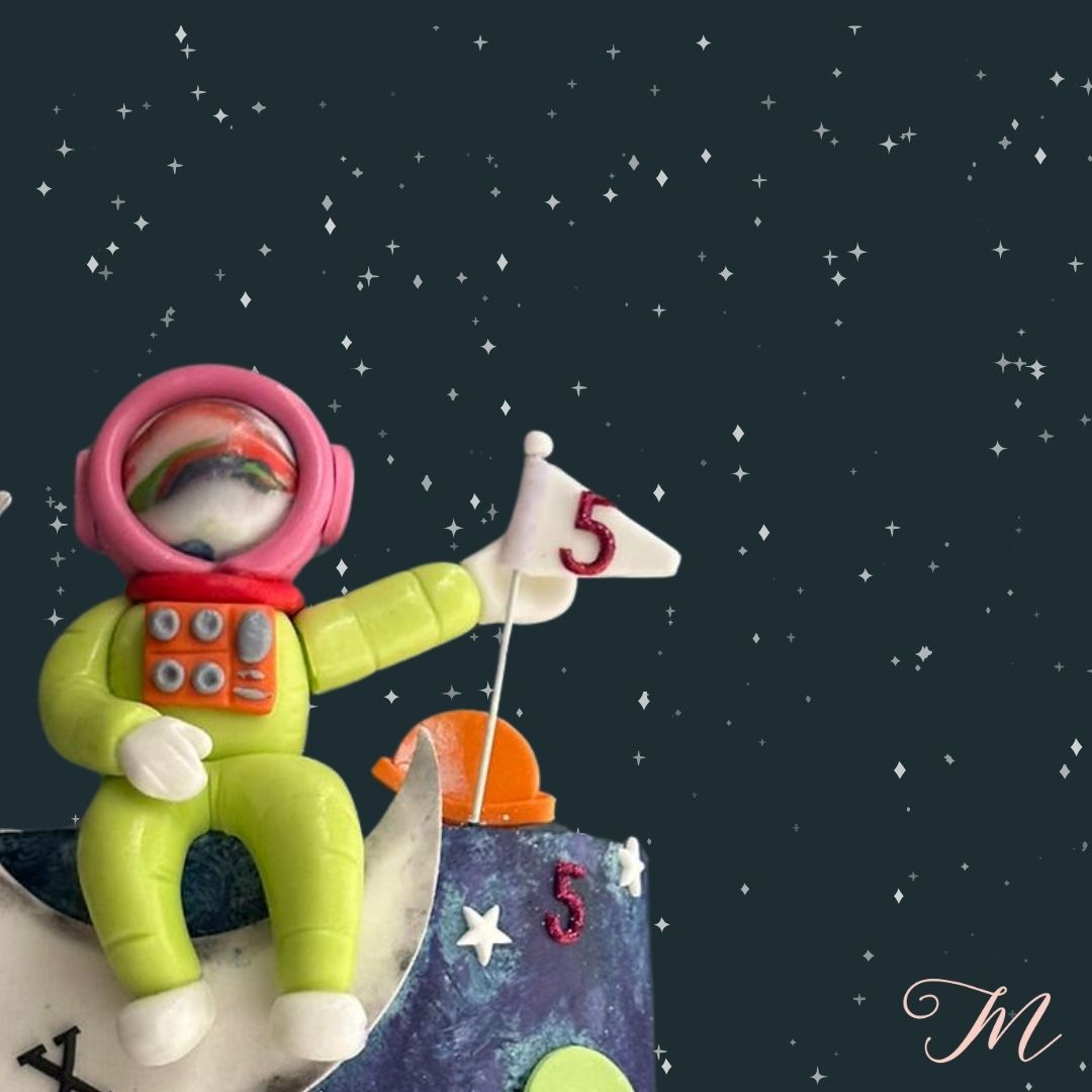 Astronaut in Space Cake - Man on the Moon!