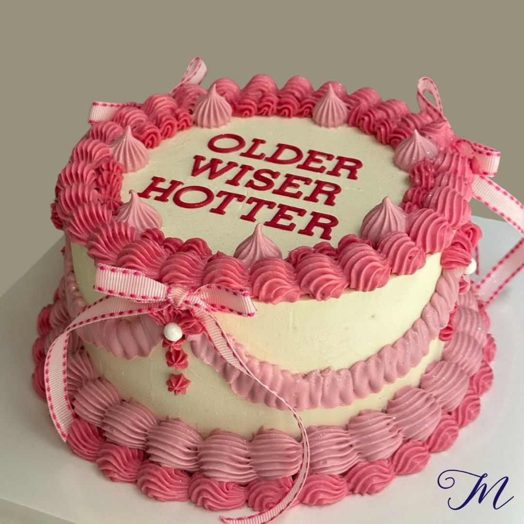 Vintage Lambeth Buttercream Cake