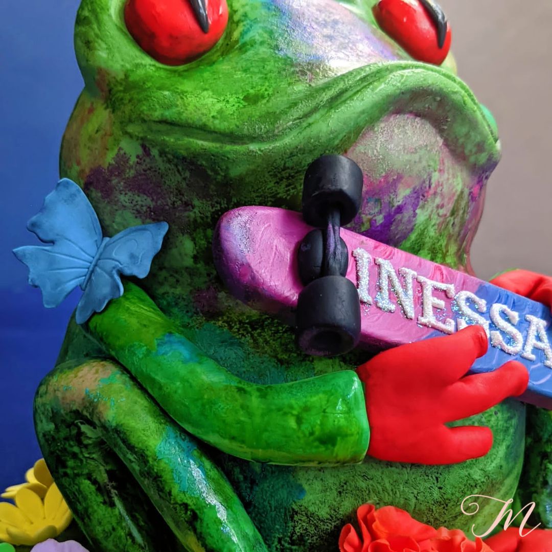 3d animal cake with butterfly