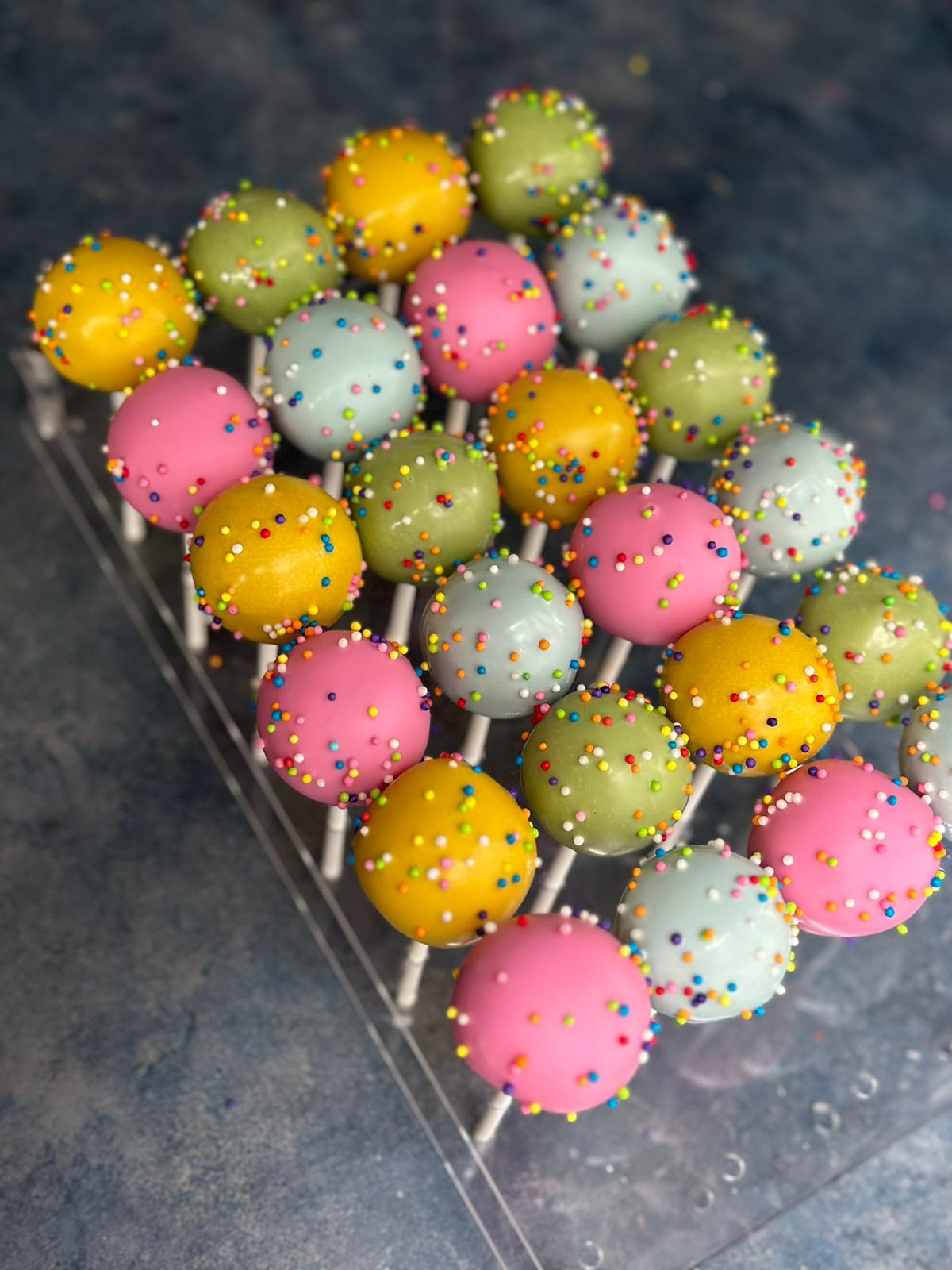 Cake Pops (Free Delivery)