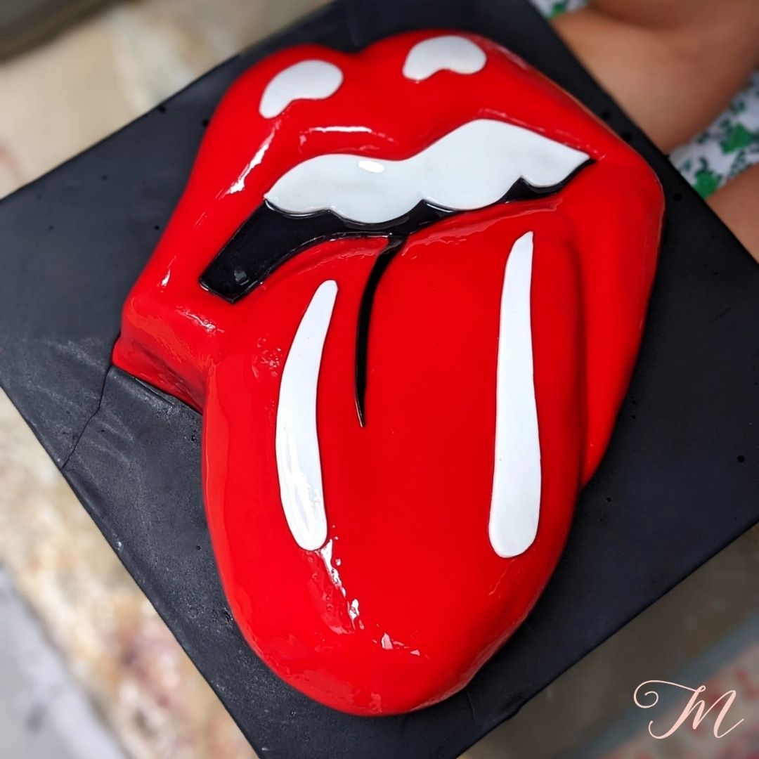 Rolling Stones Lips Cake