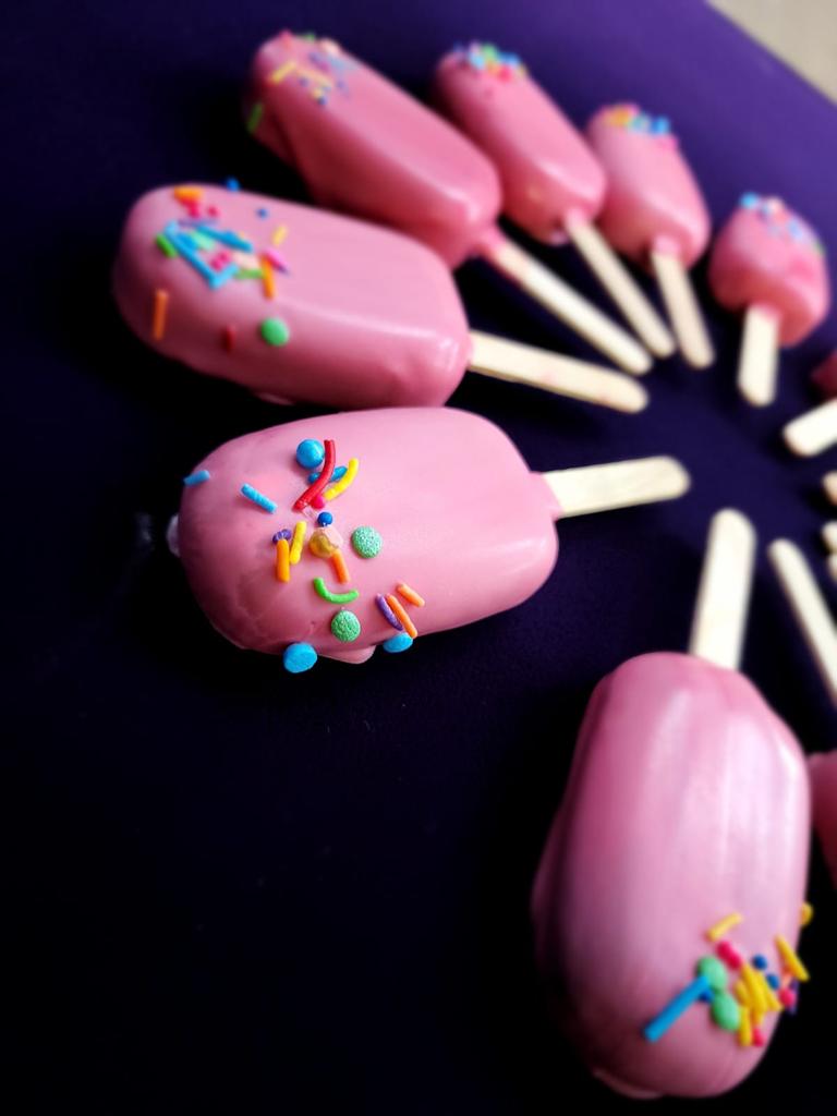 Cakesicles with Sprinkles